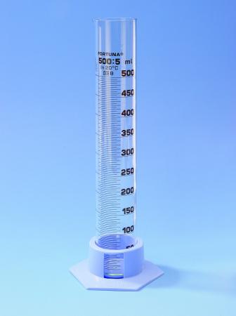 Glass measuring cylinder 100ml, PP base, amber graduation